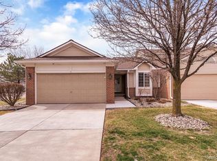 17698 Liberty Ln, Brownstown, MI 48193