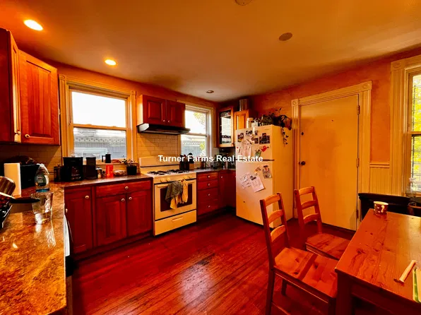 10 Sachem St, Roxbury Crossing, MA