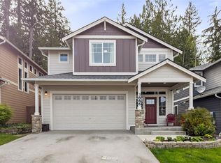 3886 Portside Dr, Bremerton, WA 98312