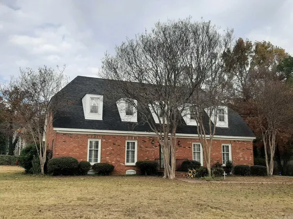 2 Robinwood Dr, Searcy, AR 72143