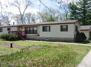 W4861 Chrissie Cir, Shawano, WI 54166