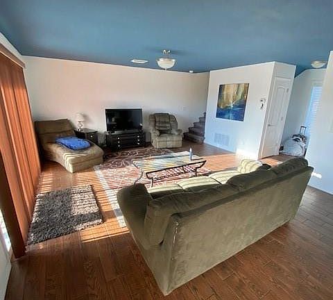 3rd image of 3706 S Atlantic Ave
