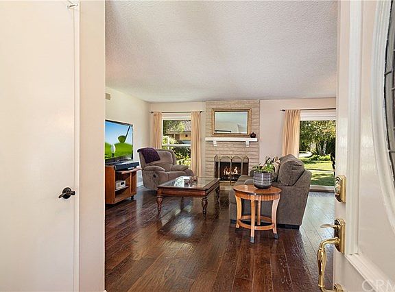 3rd image of 27212 Via Capote APT C