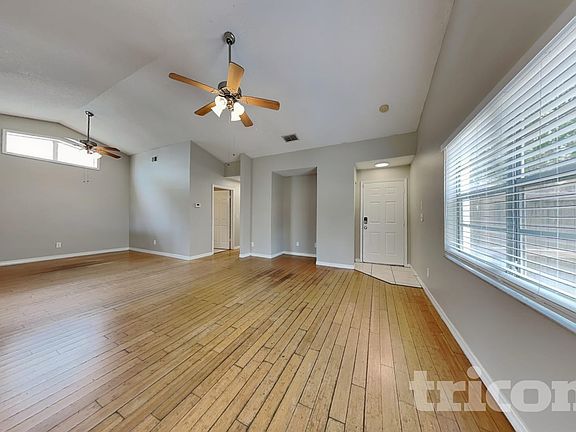 3rd image of 13344 Laraway Dr