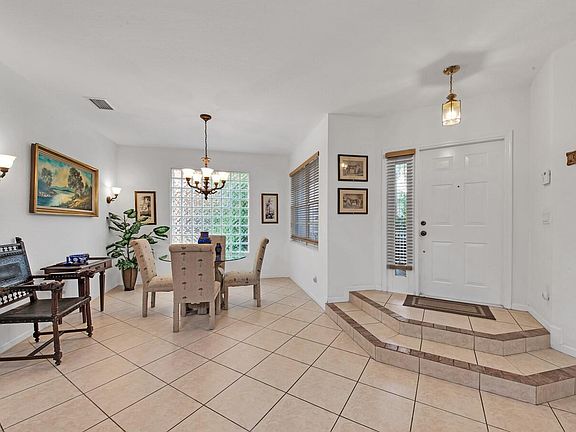 3rd image of 5416 Sealine Blvd