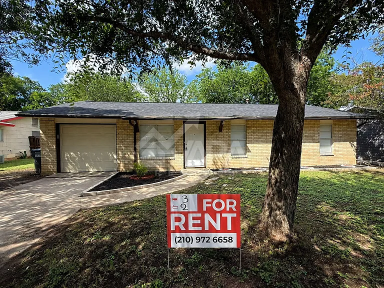 4911 Casa Grande St — Photo 1