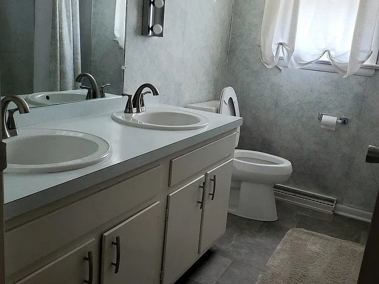 Farmhouse Ln — Photo 22