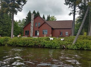 683 Beach Rd, Pittsburg, NH 03592