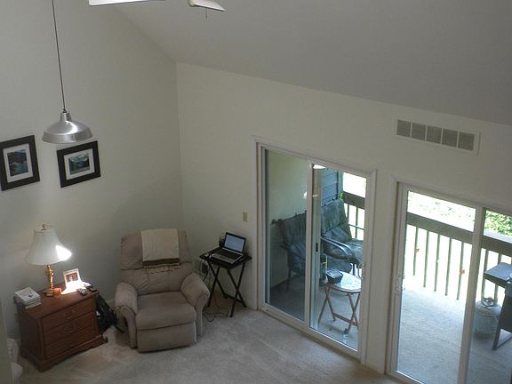5th image of 108 Foxfire Dr