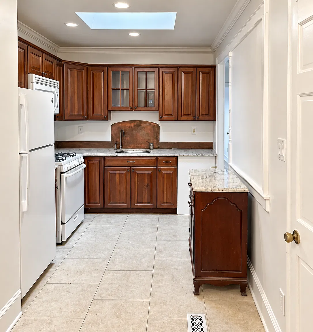 2 bed, $2,800 — Photo 4