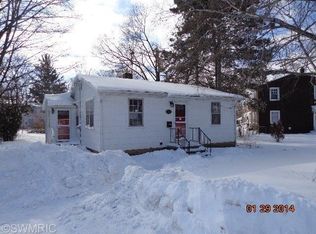 1327 Territorial Rd W, Battle Creek, MI 49015