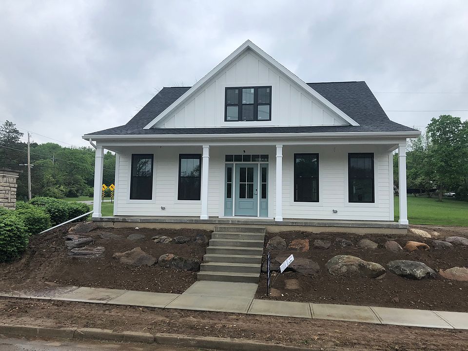 1st image of 416 Cayman Cir