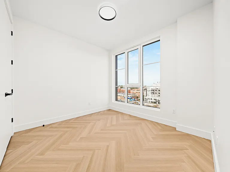 34-16 38th St #4803 — Photo 7