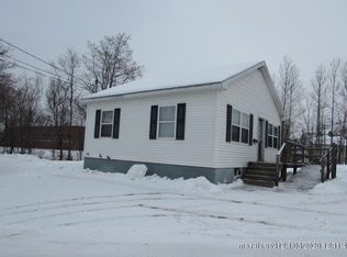 43 W Broadway, Lincoln, ME 04457