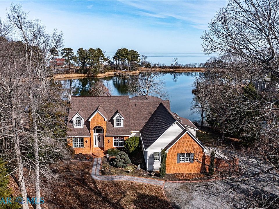 1st image of 451 Witch Duck Ln