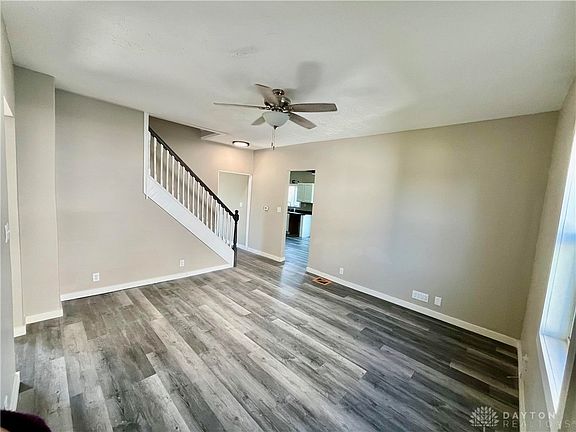 3rd image of 1108 S Roosevelt Ave