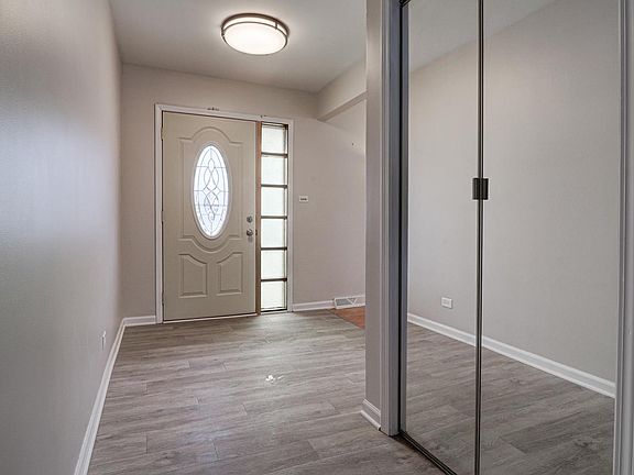 3rd image of 3276 Ailsworth Ct