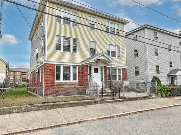 335 Sayles Ave, Pawtucket, RI 02860