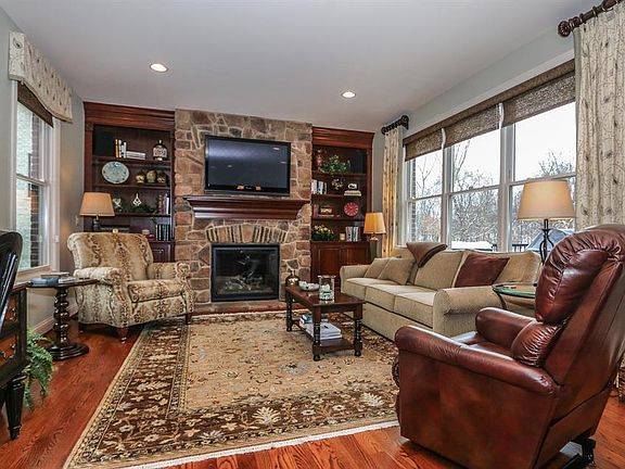 4th image of 6414 Birch Creek Dr