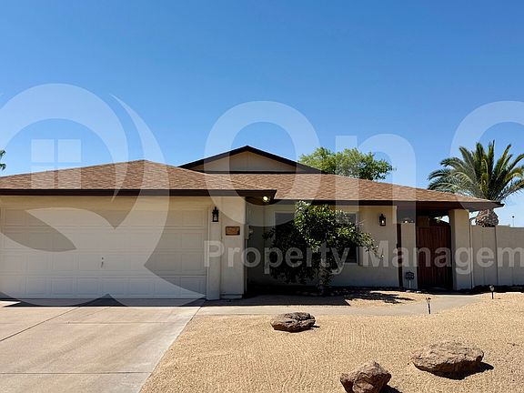 2nd image of 827 N 86th Way