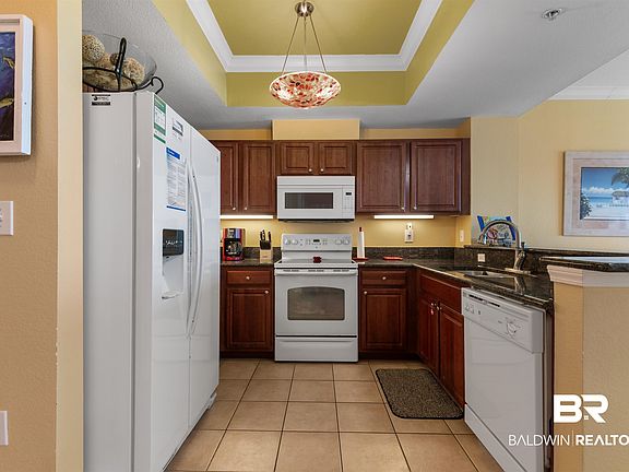 3rd image of 1010 Beach Blvd #1802