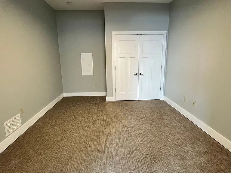 Addis Building Loft Apartments in Downtown Syracuse — Photo 14