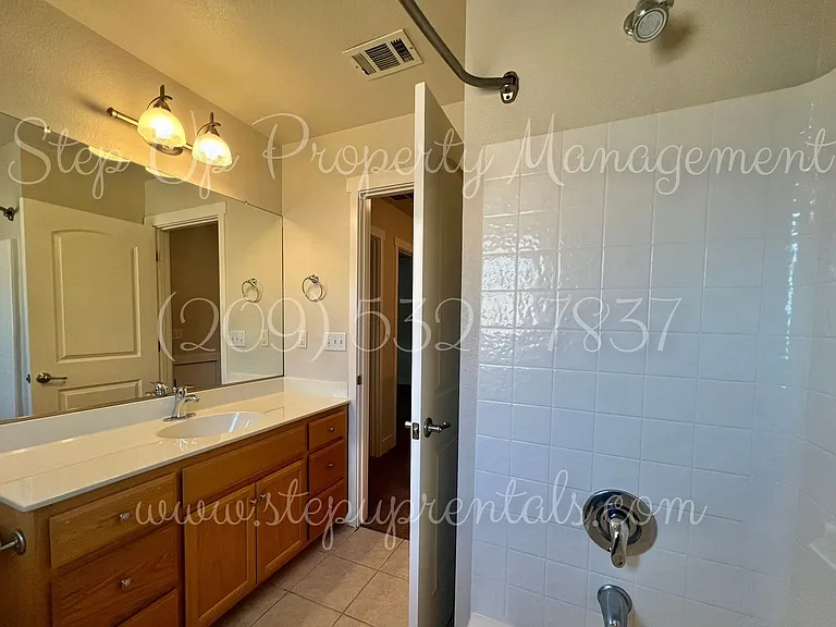 18 Cottage Ct — Photo 15