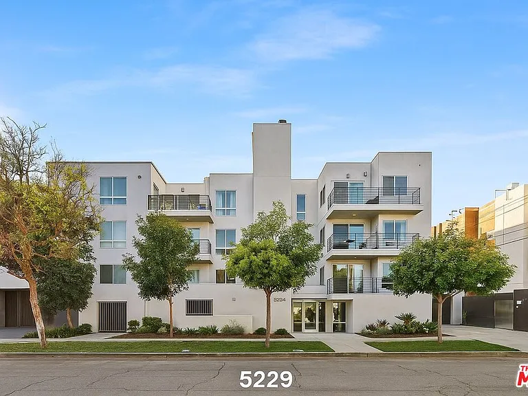 5229 Willowcrest Ave #307 — Photo 1