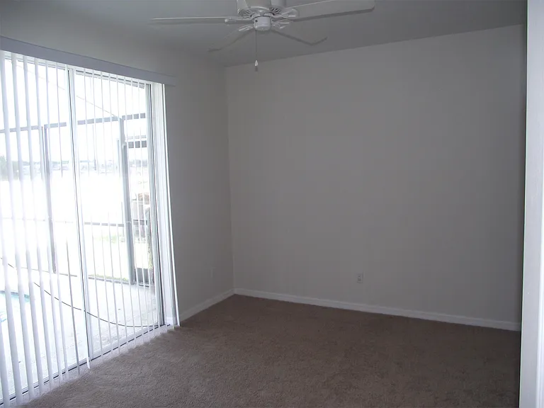 1211 Knollwood Dr — Photo 12