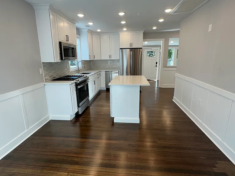 416 Ludlow Ave — Photo 20