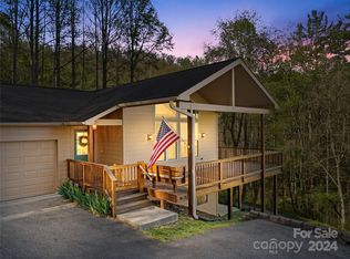 115 Cane Mountain Rd, Burnsville, NC 28714