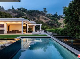 1041 N Hillcrest Rd, Beverly Hills, CA 90210