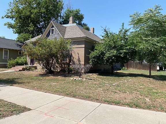 3rd image of 1203 Remington St