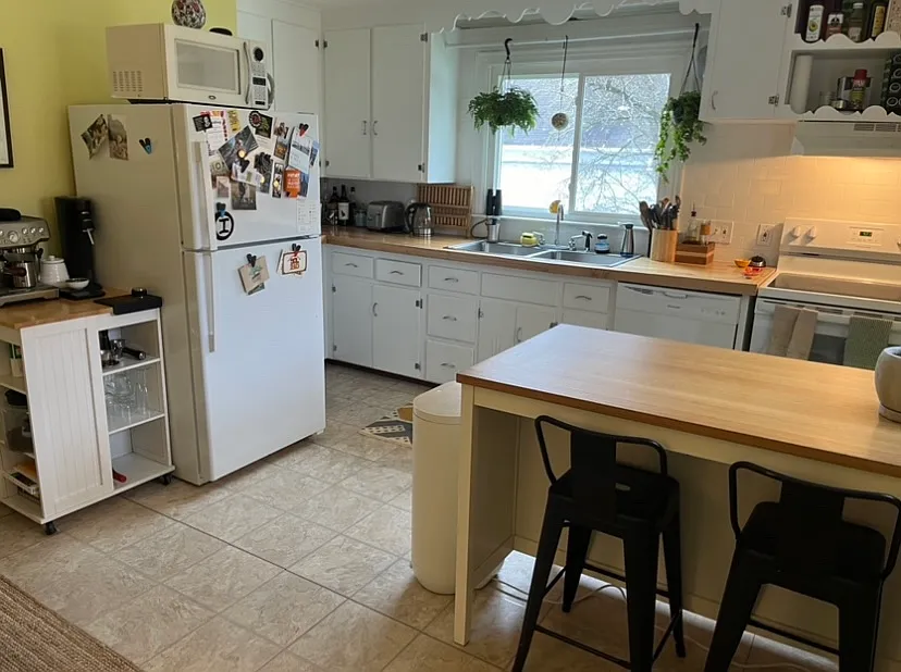 32 Veranda Ave