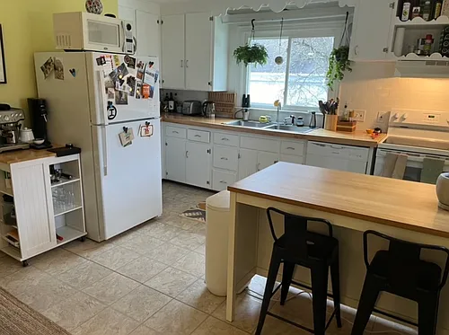 32 Veranda Ave Photo 1