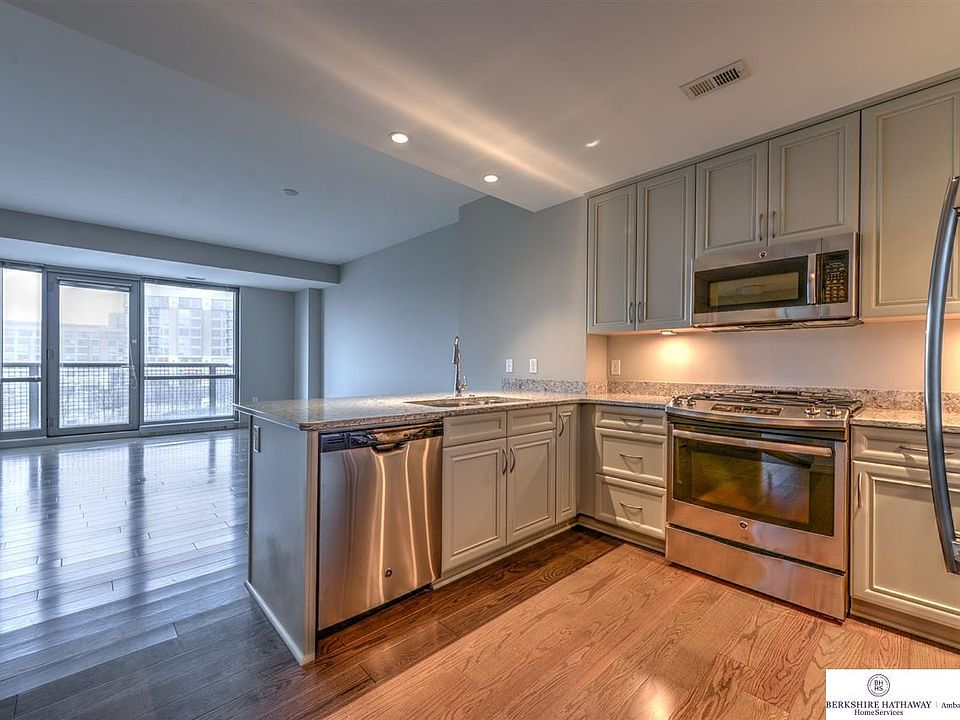 1st image of 120 S 31st Ave #5205