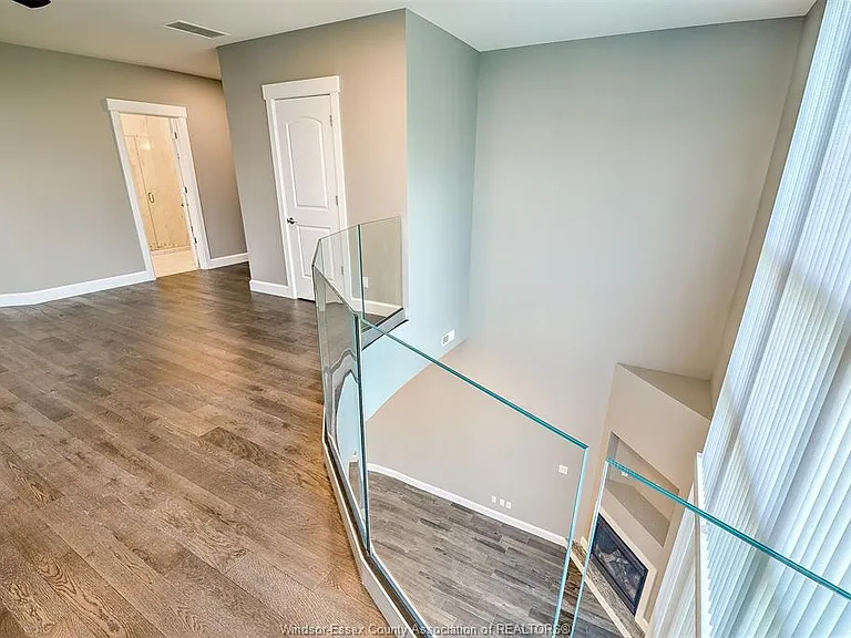 1225 Riverside Dr E #101 — Photo 21