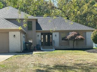 25615 Hidden Acres Dr, Westlake, OH
