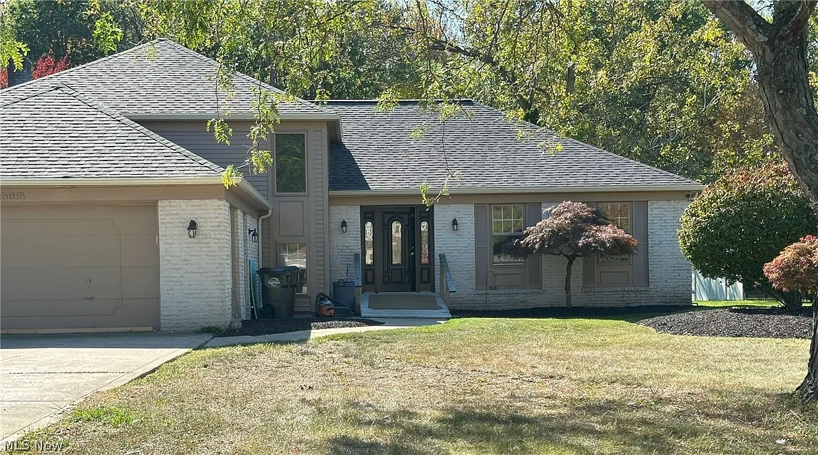 25615 Hidden Acres Dr photo 1