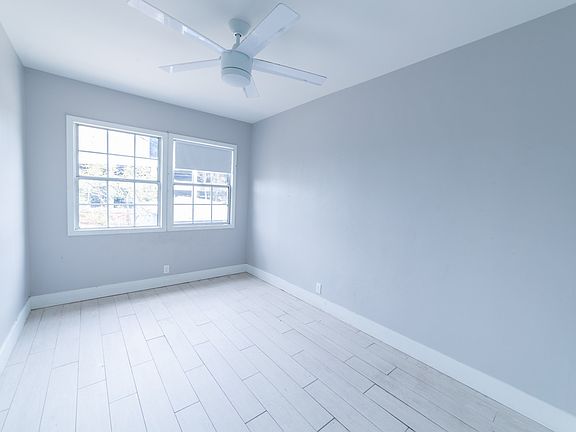 5th image of 4375 Elm Ave APT 2