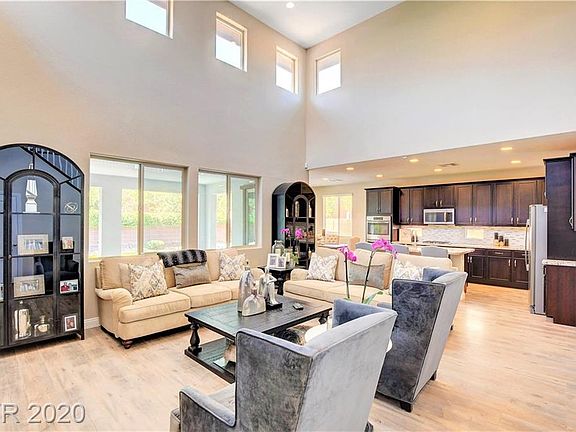 4th image of 5857 Glory Heights Dr