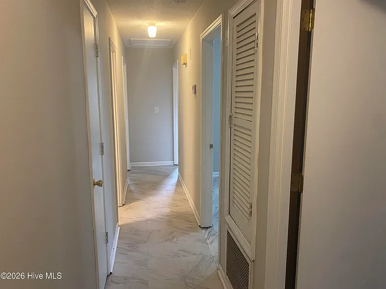 2815 Nighthawk Dr — Photo 10