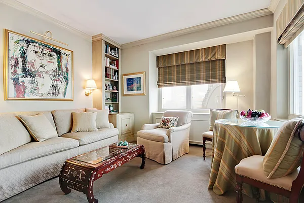 Sold by Corcoran | media 19