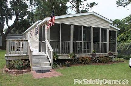 1st image of 405 Shoreline Dr