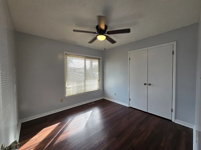 6758 Seaford Dr — Photo 10