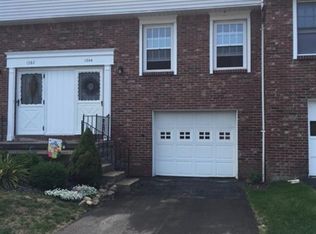 1384 Independence Dr, Derby, NY 14047
