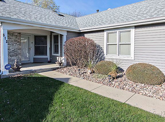 2nd image of 513 Old Country Way