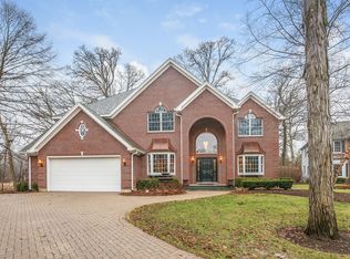 7279 Brae Ct, Gurnee, IL 60031