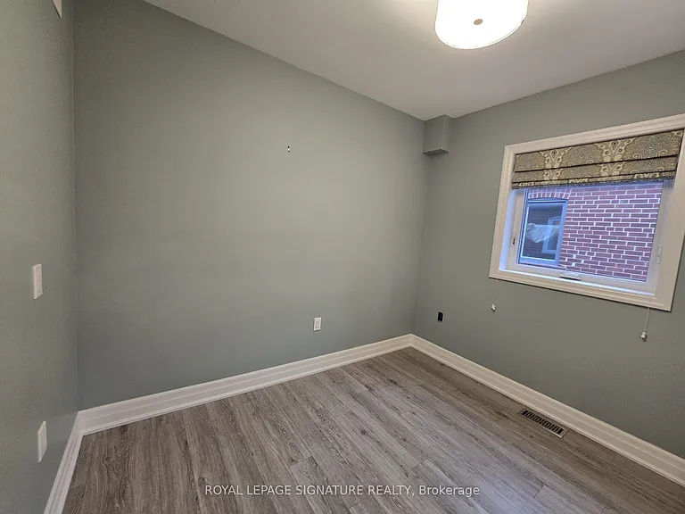 141 Phillip Ave #UPPER — Photo 12
