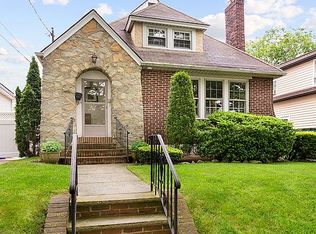 161 Providence St, Staten Island, NY 10304